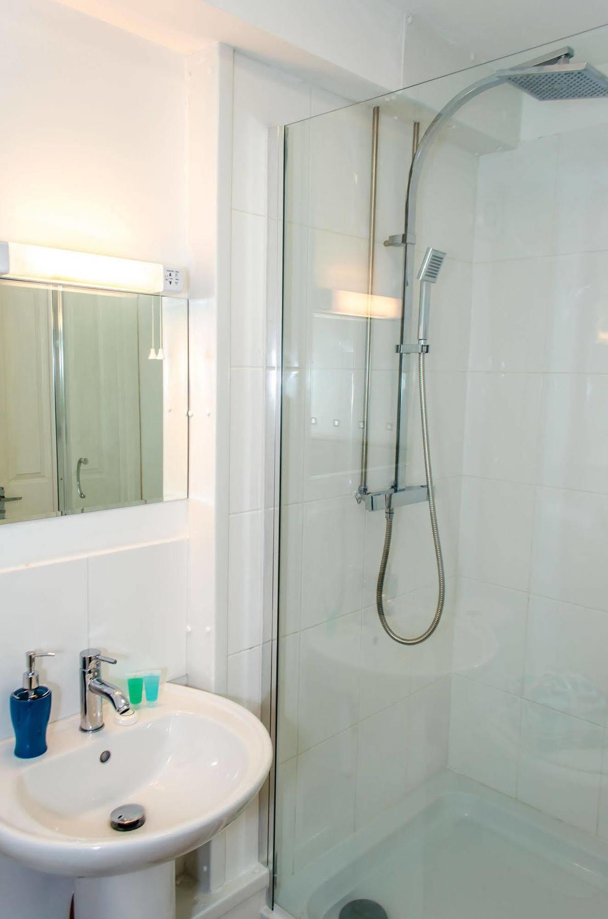 לידס Ava Residence מראה חיצוני תמונה